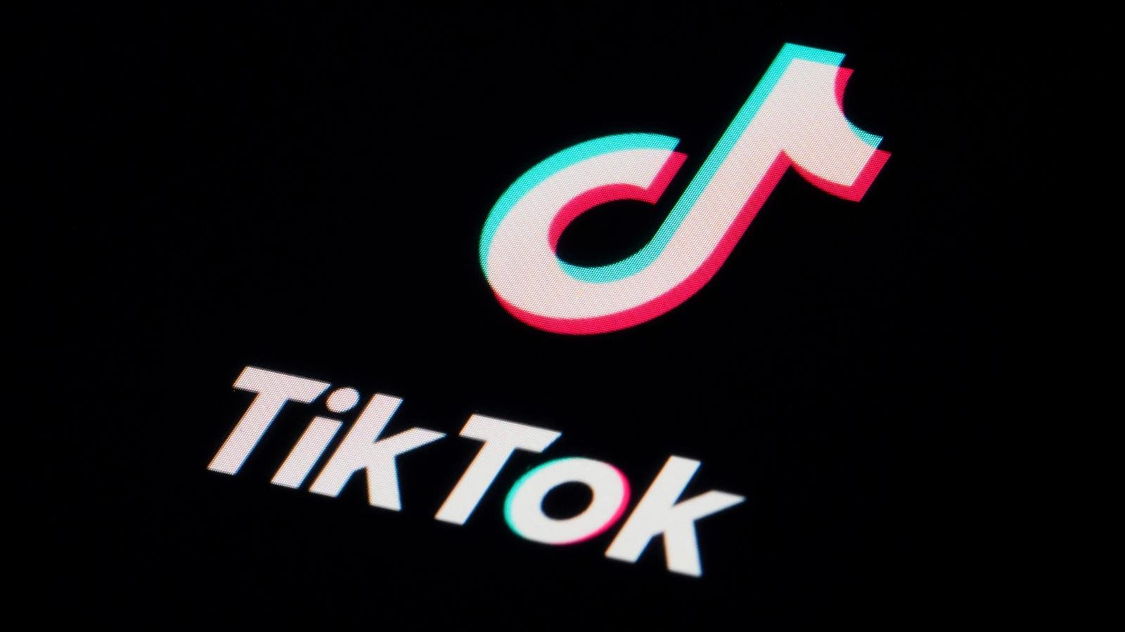TikTok finalizes a deal to form a new American entity