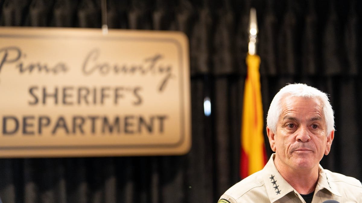 Arizona sheriff blocks FBI access to evidence in Nancy Guthrie abduction, source says